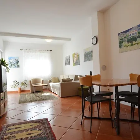 Frane Apartment *